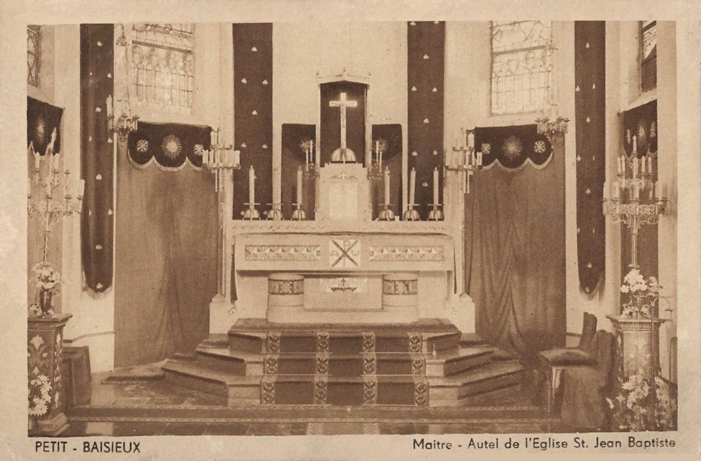 Autel de l'église Saint Jean Baptiste de Baisieux Sin Autel de l'église Saint Jean Baptiste de Baisieux Sin